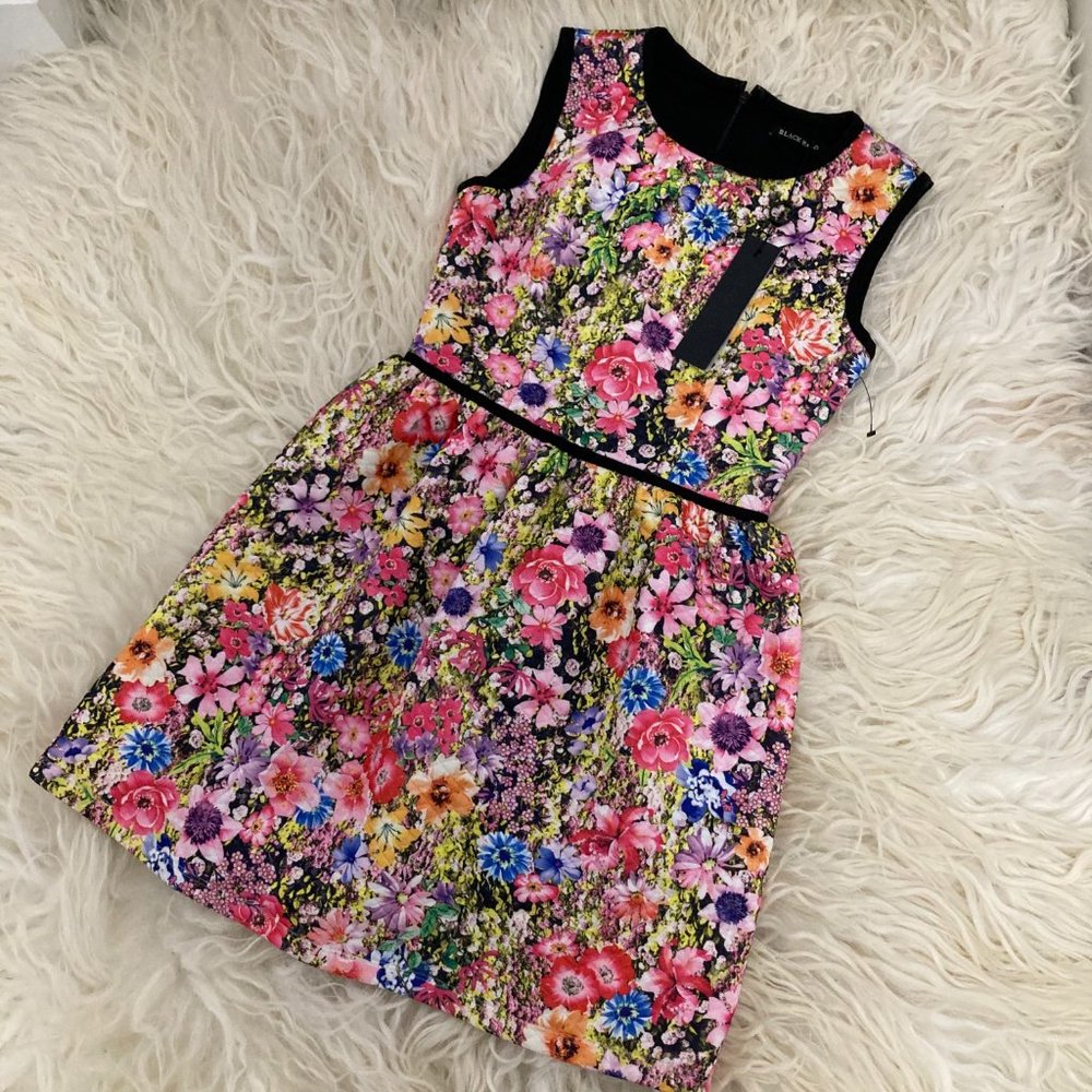 BLACK HALO Floral Print Mini Dress - Picture 4 of 11